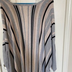 Joseph H, long sleeve light sweater. 3x
